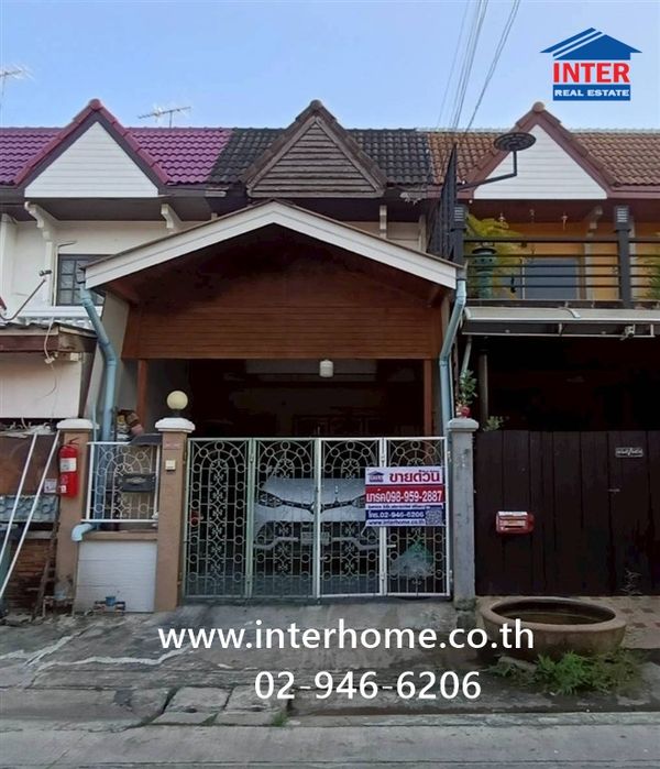 ทาวน์เฮ้าส์ 2 ชั้น 24.3 ตร.ว. หมู่บ้านศรีมณฑล ทวีวัฒนา ซอยทวีวัฒนา25 แยก28 ถนนบรมราชชนนี ถนนพุทธมณฑลสาย4 เขตตลิ่งชัน กรุงเทพมหานคร 