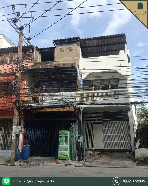 [ขาย] ทาวน์เฮาส์ 3 ชั้น หลังมุม ปรีดี 42 