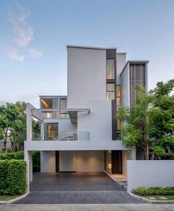 ให้เช่า  VIVE Krungthep Kreetha 4 bed 5 Bath 4 Parking lot พร้อมเข้าอยู่ ภายในตกแต่งสไตล์ Modern Luxury Tel:062-4468565 กี้ 
