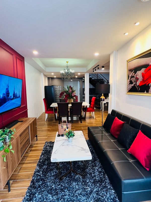 Available FOR RENT - 4 BEDROOM 200 SQ.M - CALL NOW 094-641-5974 