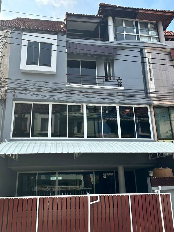 🔥🔥32285🔥🔥 ให้เช่าทาวน์โฮม 4 ชั้น ลาดพร้าว 80 ทำเลดีมาก🌐𝐋𝐈𝐍𝐄 𝐈𝐃 : @𝐟𝐚𝐬𝐭𝐟𝐨𝐫𝐫𝐞𝐧𝐭𝐜𝐨𝐧𝐝𝐨    