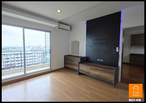 Dont miss it! Condo Supalai Park Ekkamai-Thonglor (67.78 sq m.) 2 bedrooms, 1 bathroom.