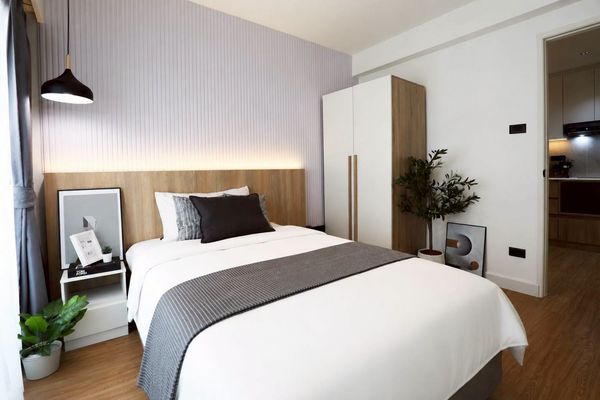 ✨ 2 bedrooms, the room is more spacious than the price 📍 Eastwood Park