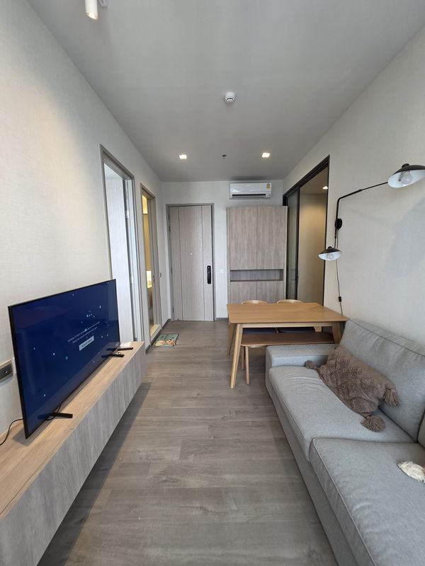 The keys are in our hands, and the room is under our care — Available for immediate move-in.