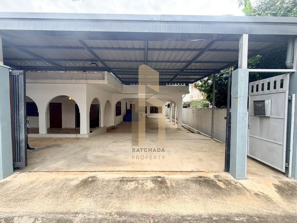🔥 ขาย 🔥 บ้านเดี่ยวซอยลาดพร้าว 42 แยก 10 - Detached house Soi Ladprao 42 Yaek 10 / 5 ห้องนอน P152