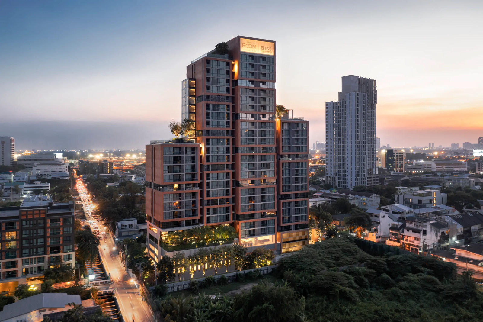 1 Bed 61.2 ตร.ม. ยูนิตชั้นสูง 1 นอนใหญ่สุดของโครงการ ตึก 229 ยูนิต | The Room Sukhumvit 38 | 11.49 ล้านบาท – รูปที่ 3