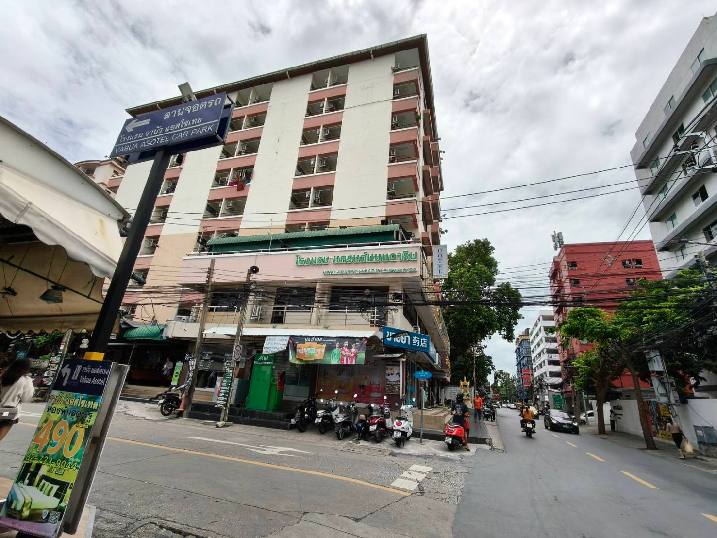 ขายด่วน!  2 อาคารติดกัน  โรงแรม-อพาร์ทเม้นท์  ที่ดินพร้อมสิ่งปลูกสร้าง ราคาถูกต่อรองได้ ลาดพร้าว 130 ซอยเดียวกับ รามคำแหง 81 ใกล้ MRT สายสีเหลือง  สามารถดำเนินกิจการต่อได้เลยครับ – รูปที่ 4