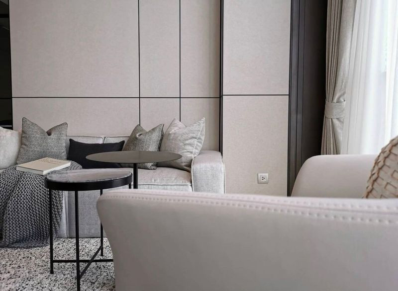 FOR RENT: A Beautifully Decorated 1-Bedroom Unit at 28 Chidlom – รูปที่ 2