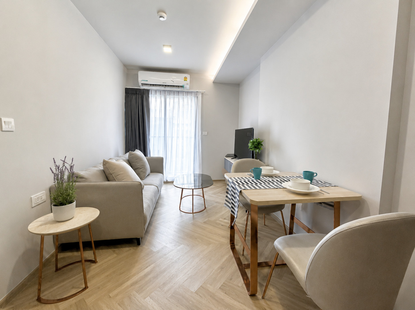 Chapter Thonglor 25 - 1 Bed 35 sq.m Please Add Line ID @806qphgn o8415o5483 Chapter Thonglor 25 - 1 Bed 35 sq.m Please Add Line ID @806qphgn o8415o5483