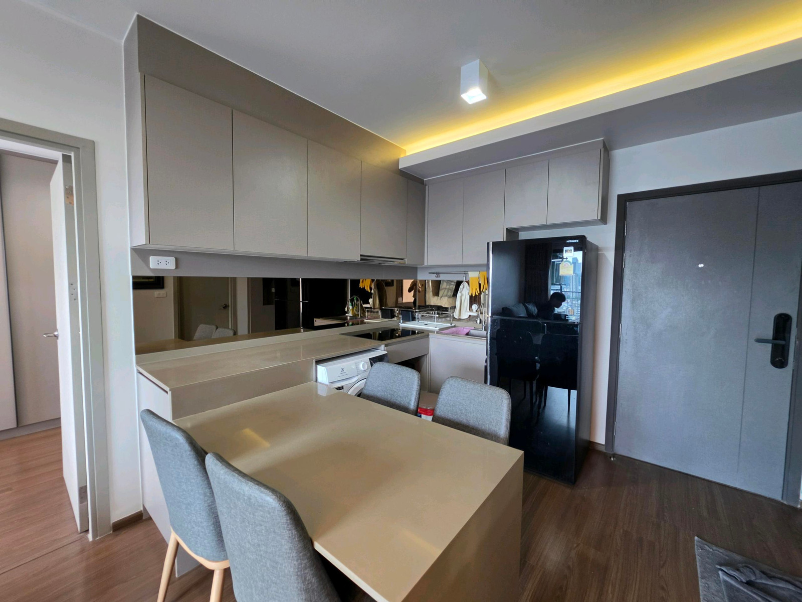 2 bed corner room on 22 floor for rent – รูปที่ 2
