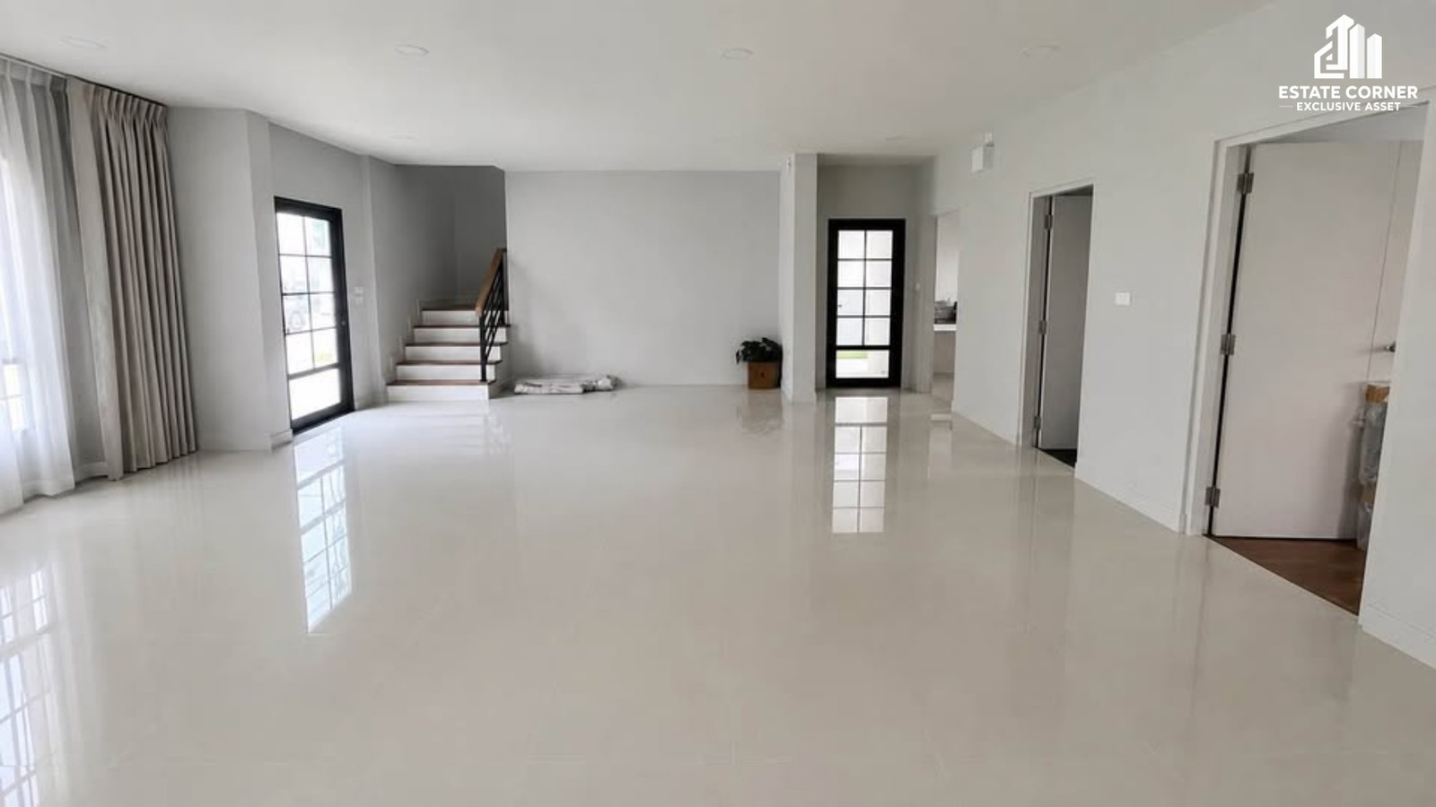 ขาย บ้านเดี่ยว หมู่บ้าน Centro บางนา บนทำเล ใกล้ MEGA บางนาเพียง 800M – รูปที่ 2