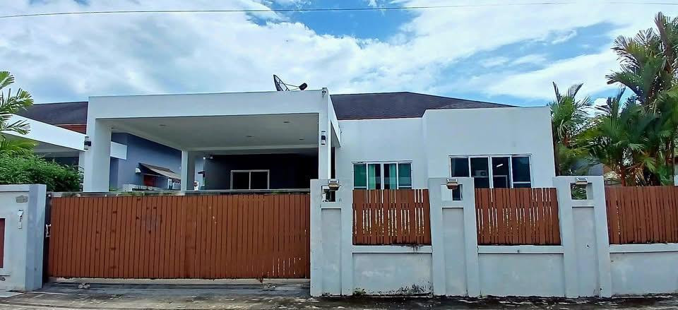 For Rent | Cozy 3-Bedroom Home with Private Pool in Ananda Lake View 