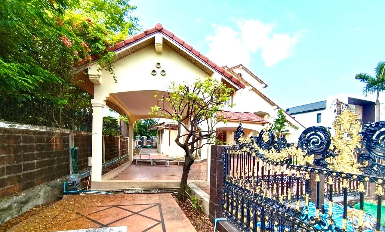 ขายบ้านเดี่ยว ลัดดาวัลย์ ศรีนครินทร์ ที่ดิน 200 ตร.ว. พื้นที่ 450 ตร.ม. เหมาะทั้งครอบครัวใหญ่และครอบครัวหลาย Generation  – รูปที่ 3