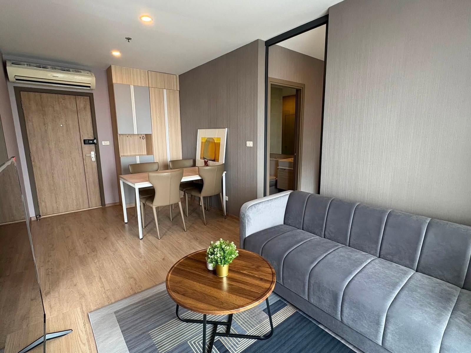 IDEO O2 | Bang Na | 2 Bedrooms | 1 Bathroom | 47 sq.m. | 47th Floor | 23,000 | Building A IDEO O2 | Bang Na | 2 Bedrooms | 1 Bathroom | 47 sq.m. | 47th Floor | 23,000 | Building A