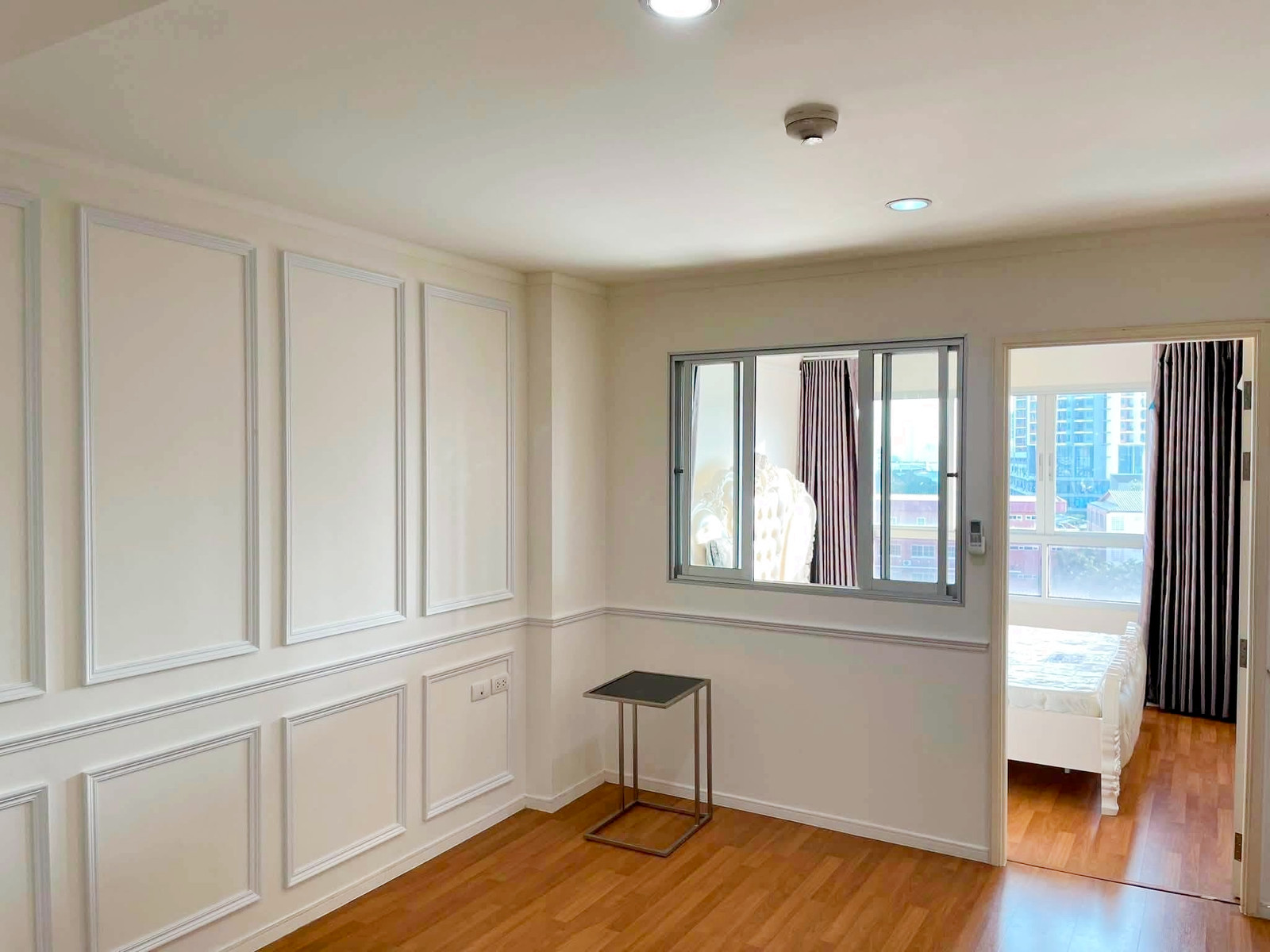 This price is for one room, Lumpini Ville Cultural Center, 35 sq m., 1 bedroom, selling for only 1.99 million, near MRT Huai Khwang. This price is for one room, Lumpini Ville Cultural Center, 35 sq m., 1 bedroom, selling for only 1.99 million, near MRT Huai Khwang.