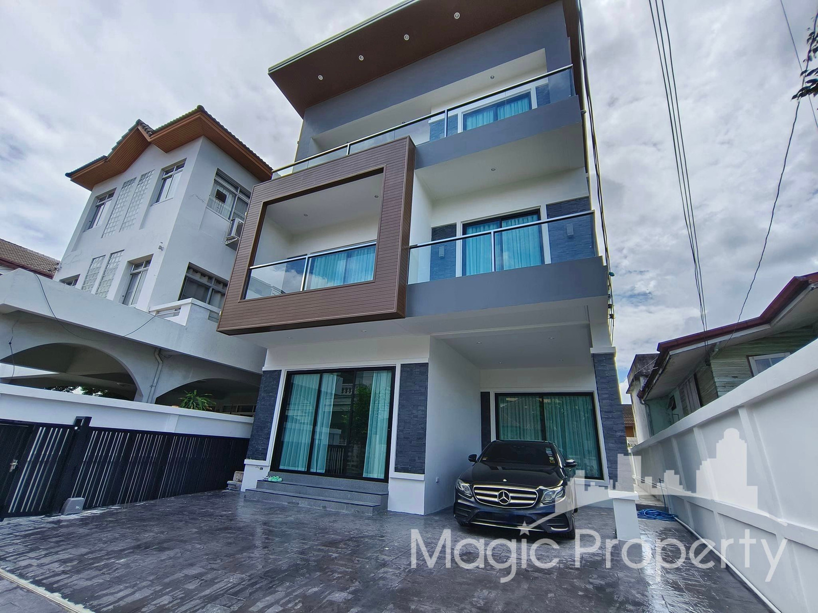 4 Bedroom Single House For Rent in Soi Sukhumvit 65, Phra Khanong Nuea, Watthana, Bangkok 4 Bedroom Single House For Rent in Soi Sukhumvit 65, Phra Khanong Nuea, Watthana, Bangkok