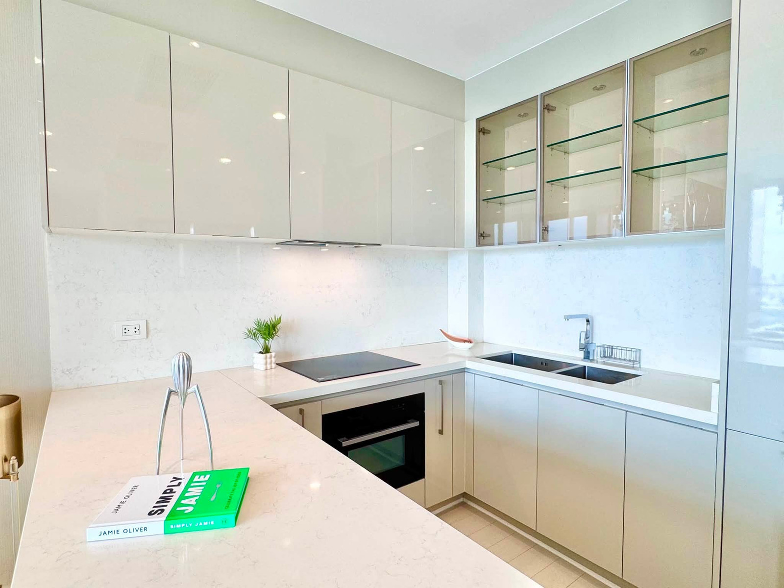 Noble Ploenchit for rent 114.56 sqm 2 beds 2 baths 120,000 per month  – รูปที่ 4