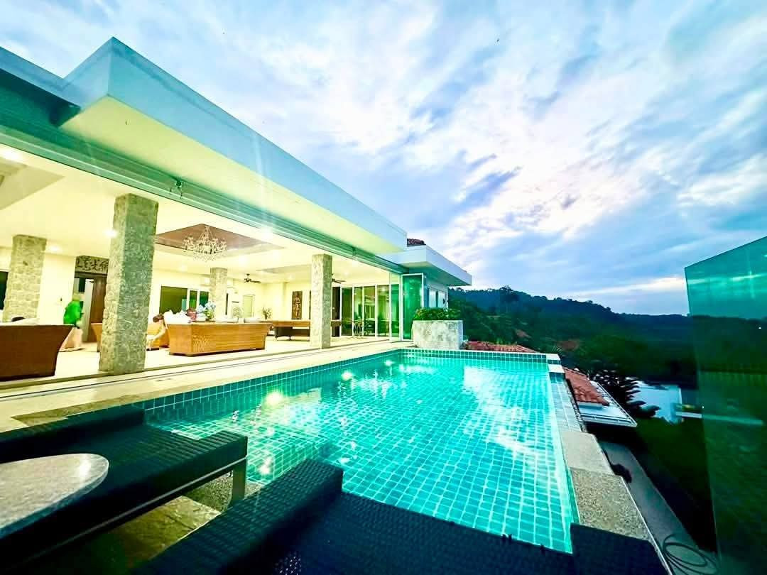SR01✨ขายด่วน Poolvillaforsale #เหมาะสำหรับอยู่อาศัยบ้านพักตากอากาศหรือการลงทุนปล่อยเช่าที่ให้ผลตอบแทนสูง🔥 ขายด่วน! ซีวิวพูลวิลล่า ใกล้สนามกอล์ฟมิชชั่นฮิลส์ ภูเก็ต  – รูปที่ 4