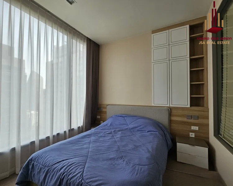 ✨ For Rent: The Esse Asoke Condo ✨💰 Only 38,000 THB/month  