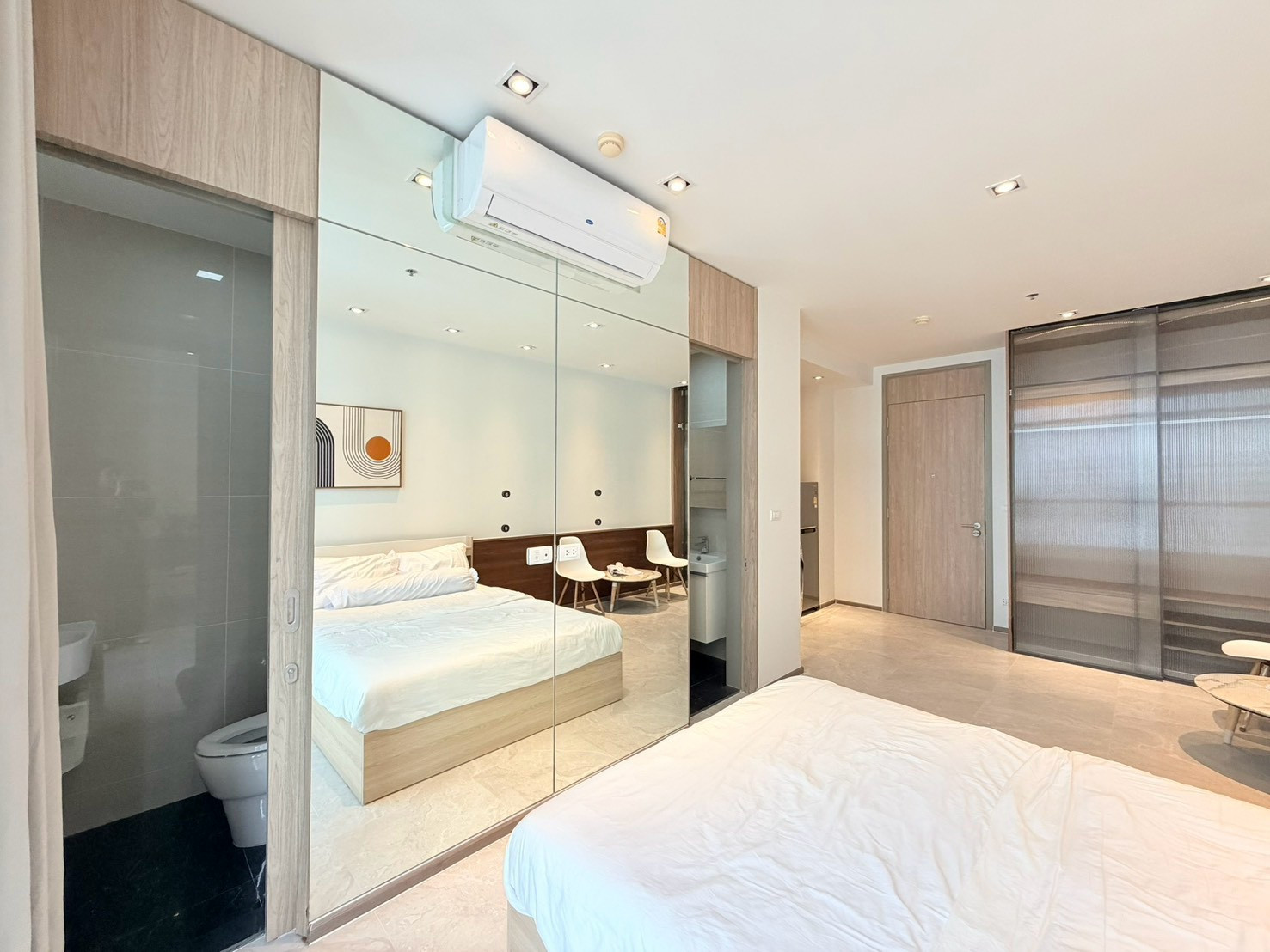 1ห้องนอน 1ห้องน้ำ เฟอร์นิเจอร์ตกแต่งพร้อมอยู่ เครื่องใชไฟฟ้าครบ  – รูปที่ 3