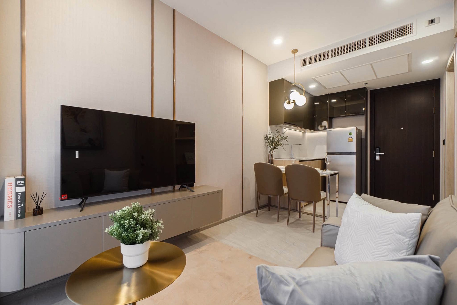 COOPER SIAM | SIAM – NATIONAL STADIUM | BTS NATIONAL STADIUM | 1 Bedroom | 1 Bathroom | 35 sq.m. | 28,000/mo. COOPER SIAM | SIAM – NATIONAL STADIUM | BTS NATIONAL STADIUM | 1 Bedroom | 1 Bathroom | 35 sq.m. | 28,000/mo.