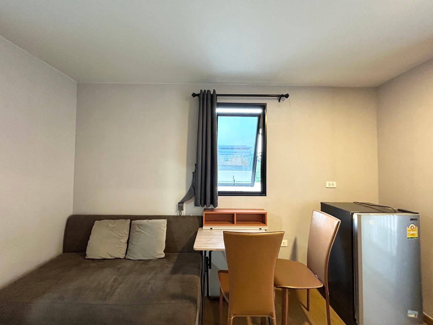 🔥 เดอะ คิวบ์ ลอฟท์ ศรีนครินทร์ (The Cube Loft Srinakarin)  📍 ใกล้ MRT ศรีแบริ่ง  💸  7,900 บาท – รูปที่ 2