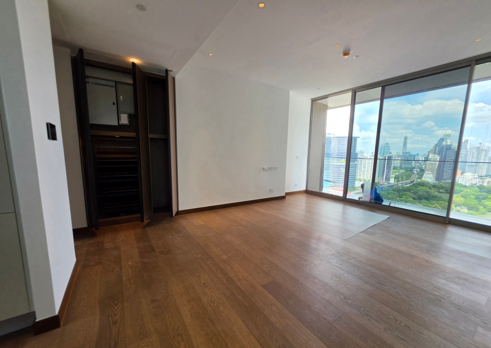 ขายคอนโด Ultra luxury Dusit residences  – รูปที่ 3