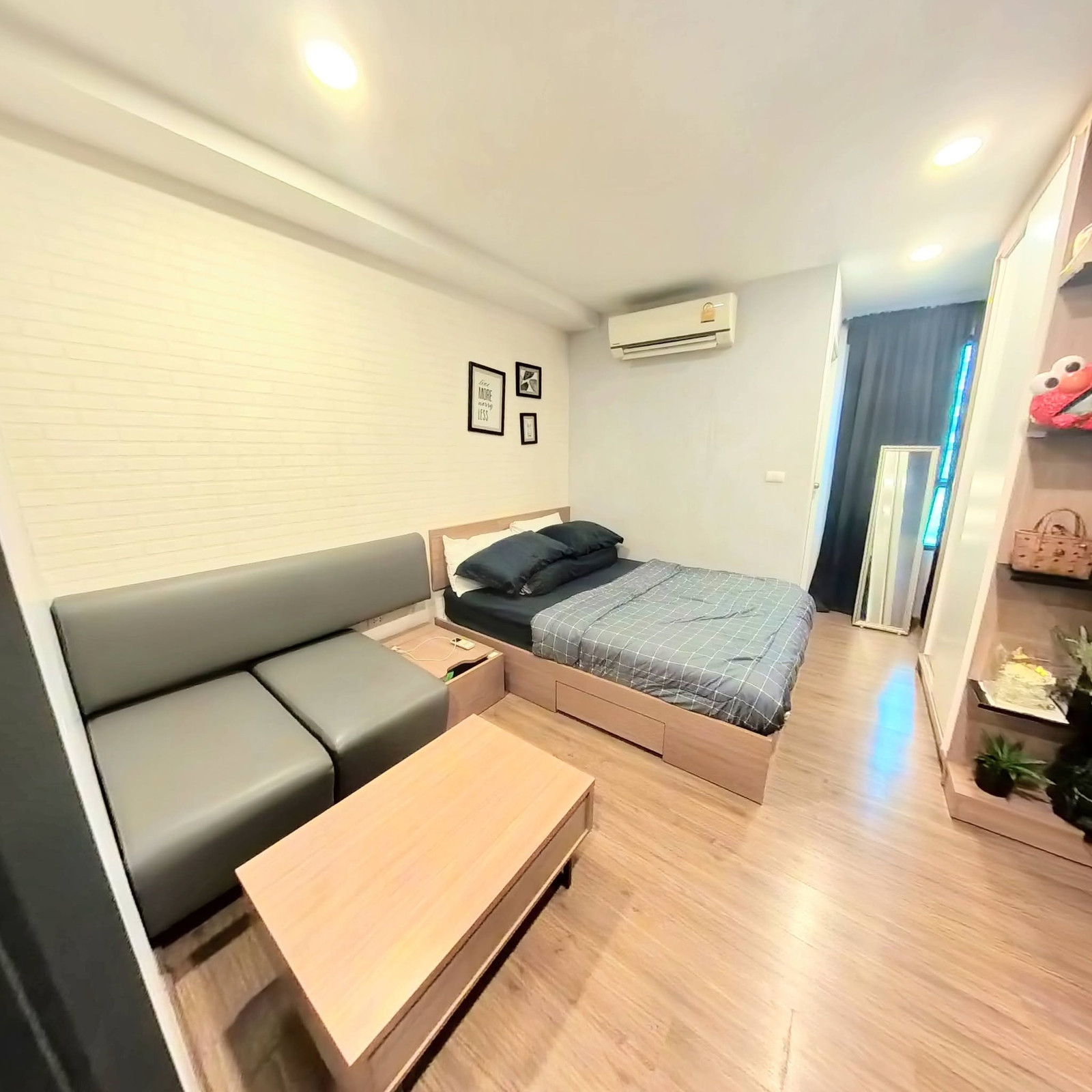 Condo for sale, Proud 3 Chaengwattana, very beautiful and new room, corner room, project opposite Central Chaengwattana.