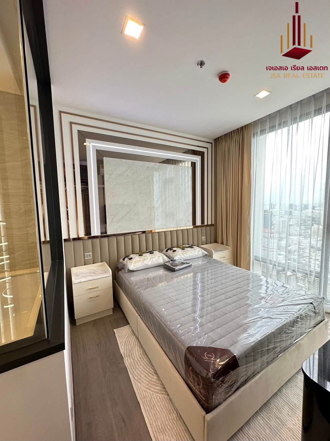 ✨ For Sale: The Address Siam-Ratchathewi Condo ✨ 💰 Only 14,900,000  THB