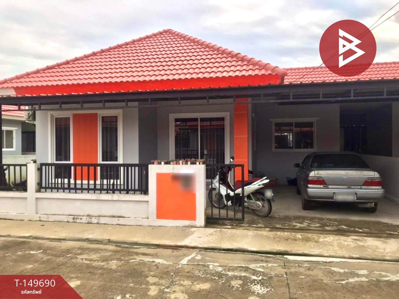 Semi-detached house for sale, Lalida Village, Plaeng Yao, Chachoengsao.