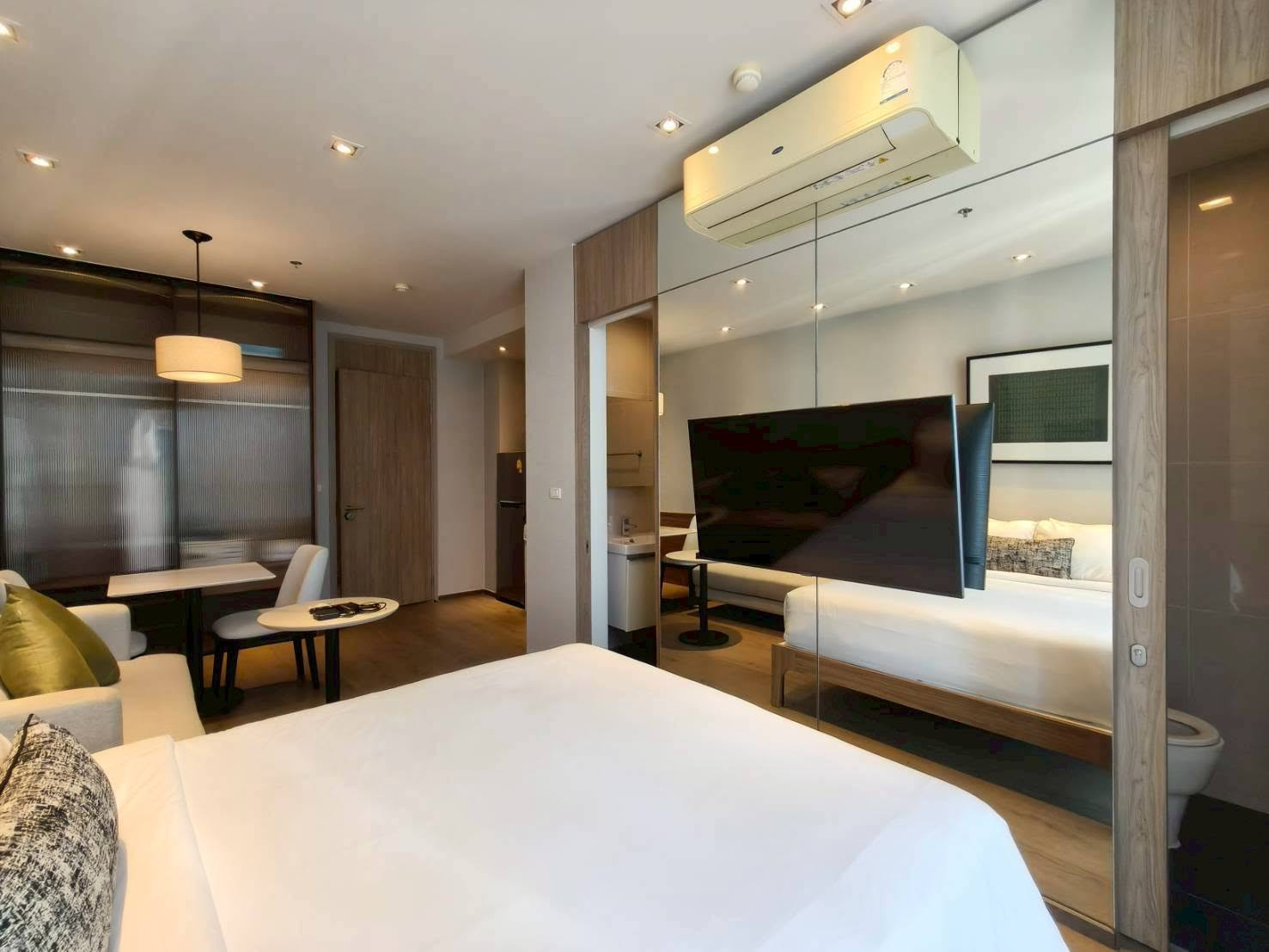 🔥Best Deal✨ Park Origin Phrom Phong, size 29 sq m, beautiful room, fully furnished, ready to move in. 🔥Best Deal✨ Park Origin Phrom Phong, size 29 sq m, beautiful room, fully furnished, ready to move in.