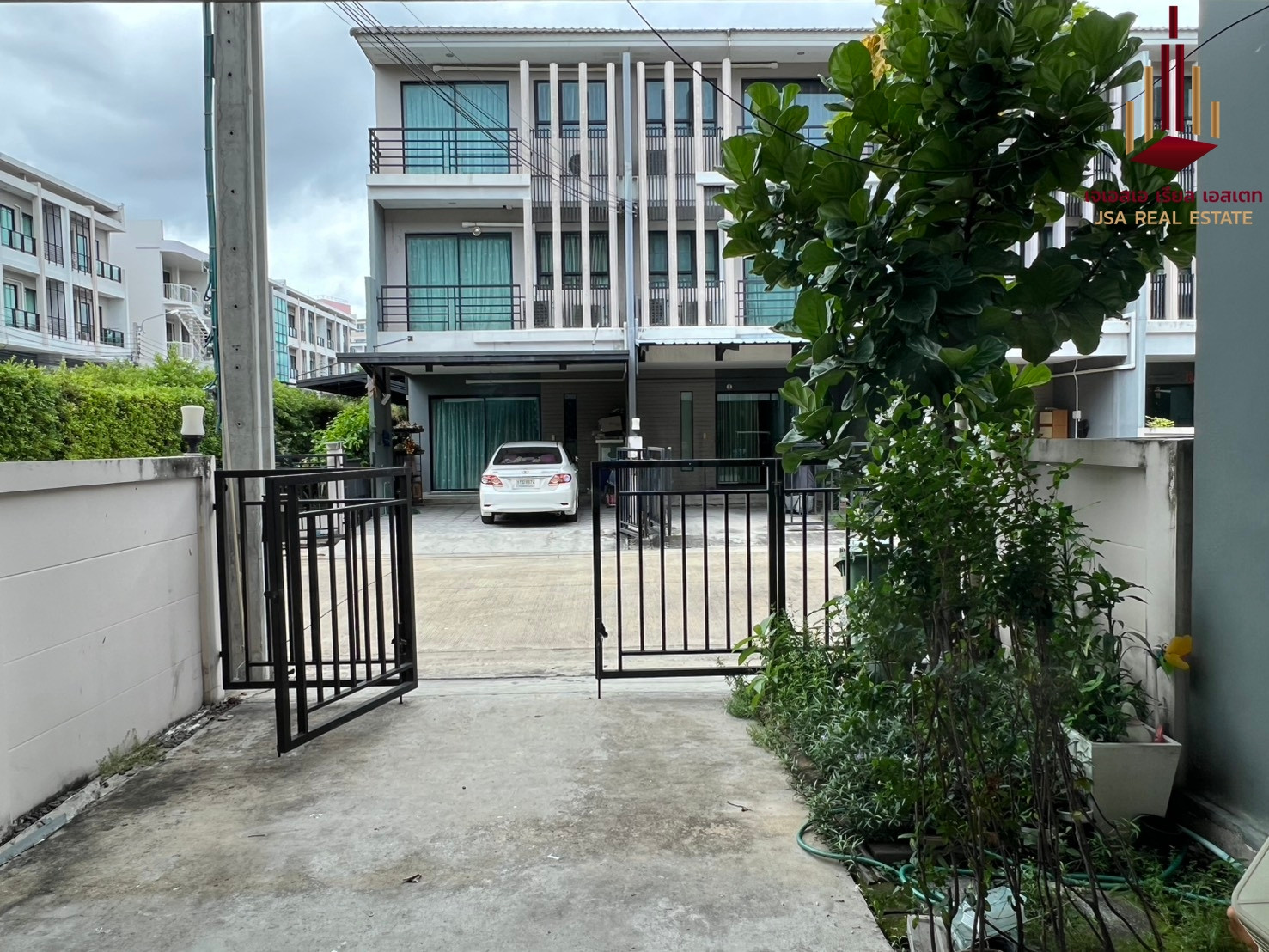 ✨ For Sale: Workplace Ratchapruk - Charan✨💰 Only 6,500,000 THB ✨ For Sale: Workplace Ratchapruk - Charan✨💰 Only 6,500,000 THB
