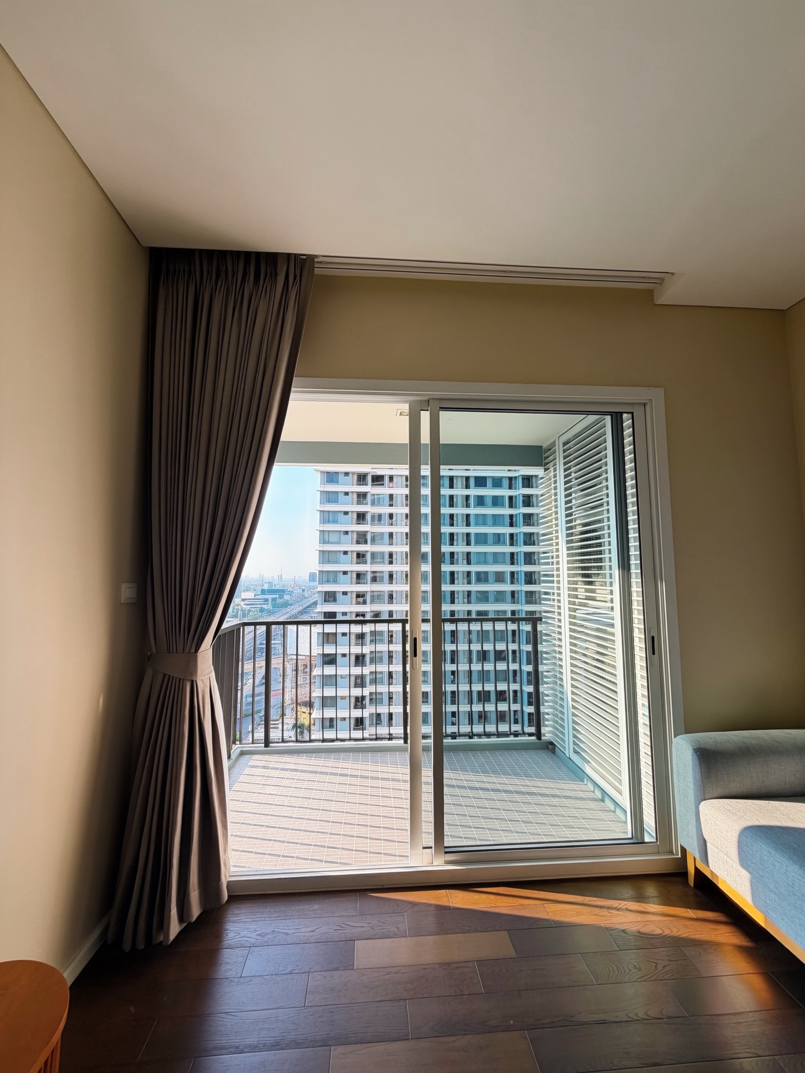 for rent คอนโดวิวสวน ห้าแยกลาดพร้าว – รูปที่ 2
