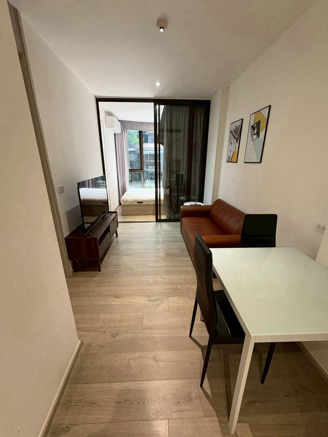 Condo for rent FYNN ASOKE, fully furnished condo, ready to move in, near BTS Asoke and MRT Sukhumvit!! Condo for rent FYNN ASOKE, fully furnished condo, ready to move in, near BTS Asoke and MRT Sukhumvit!!