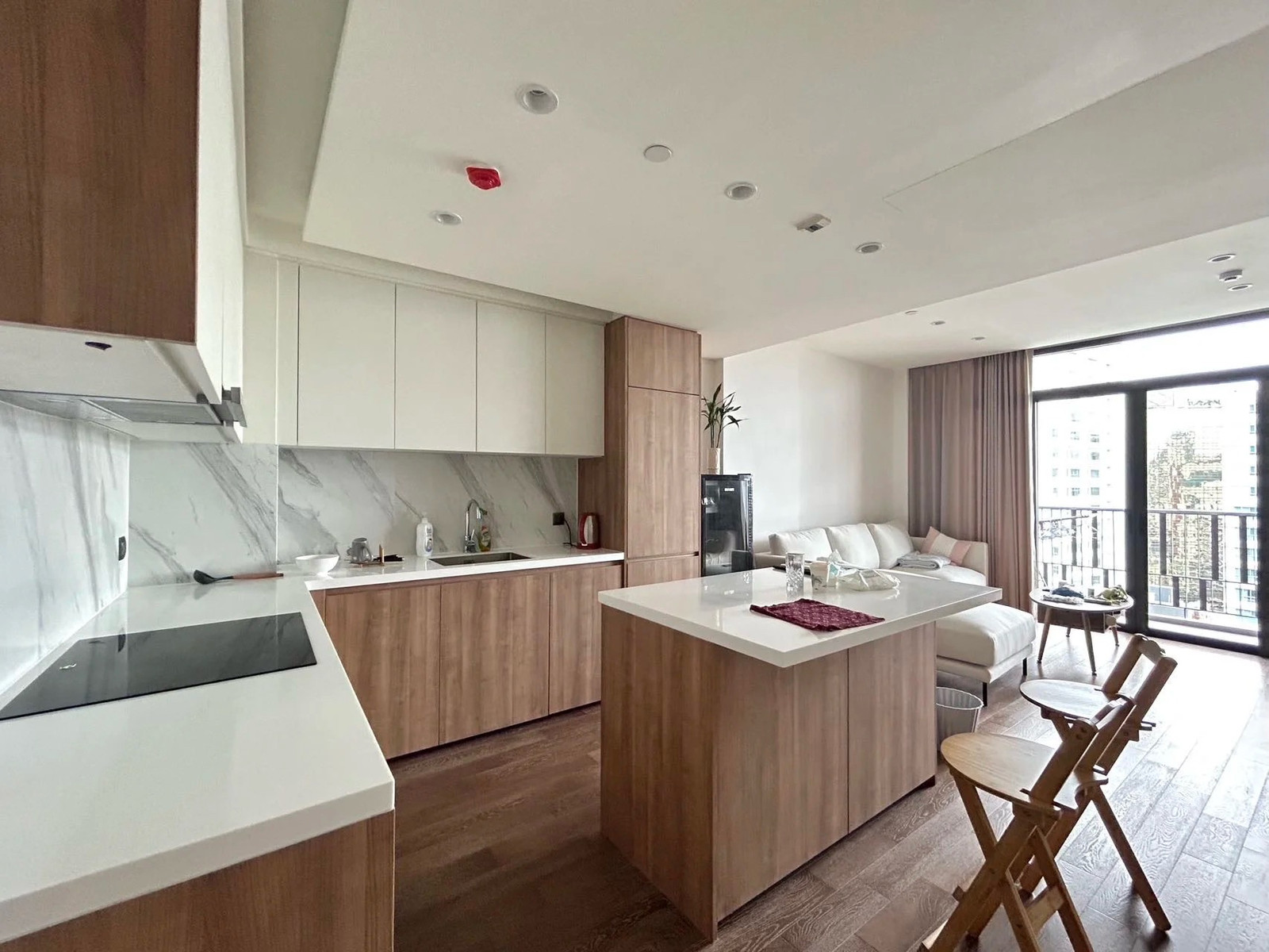 Muniq Sukhumvit 23 two bedroom for rent Muniq Sukhumvit 23 two bedroom for rent