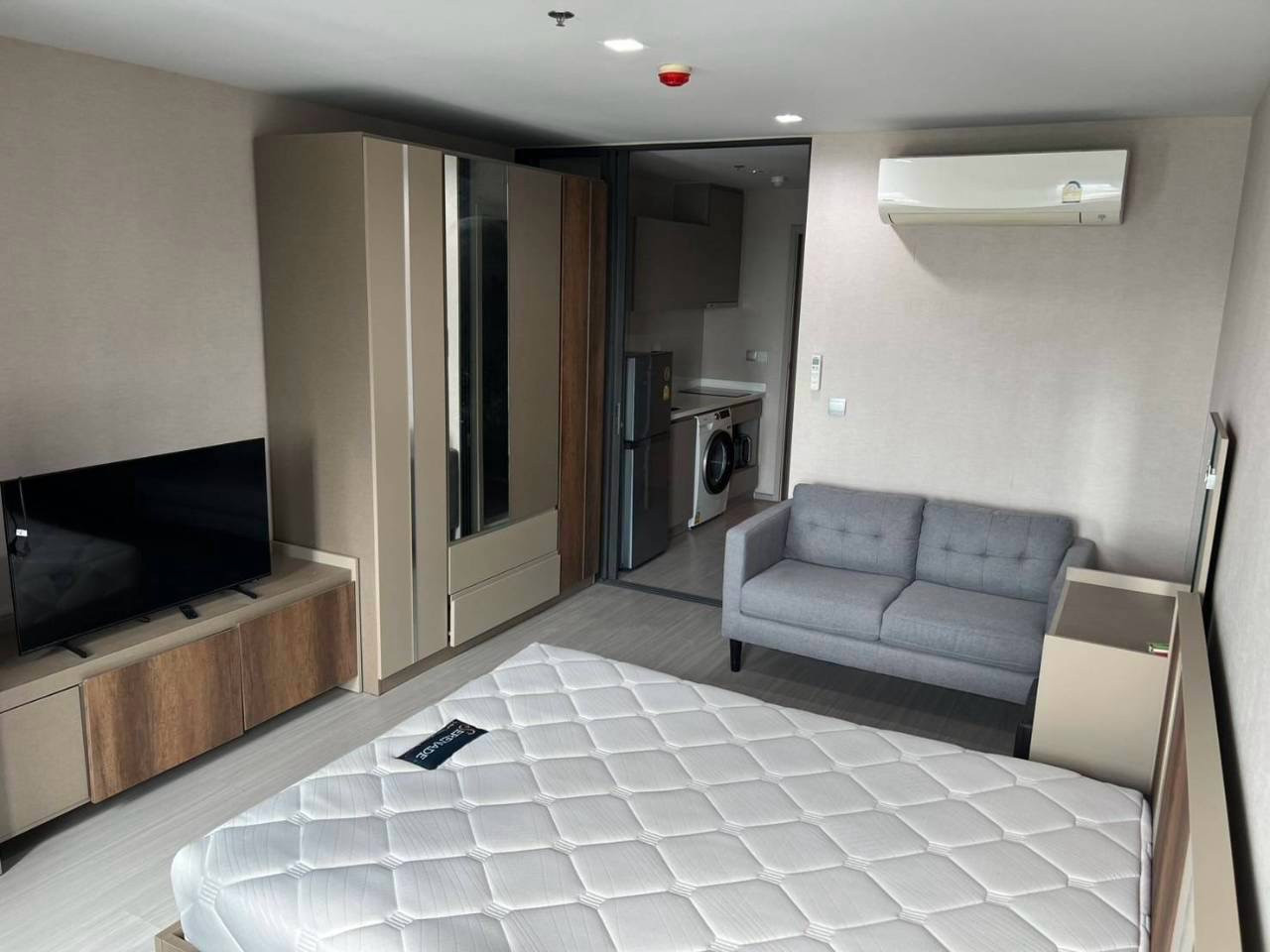 🔥Hot Price🔥Life ladprao 28Sqm 15,000เท่านั้น ติดBtsห้าแยก เชื่อมmrtพหล ตรงข้ามเซ็นทรัลลาดพร้าว สนใจติดต่อพัตเตอร์ 0928895628 line:plustor_ss🔥