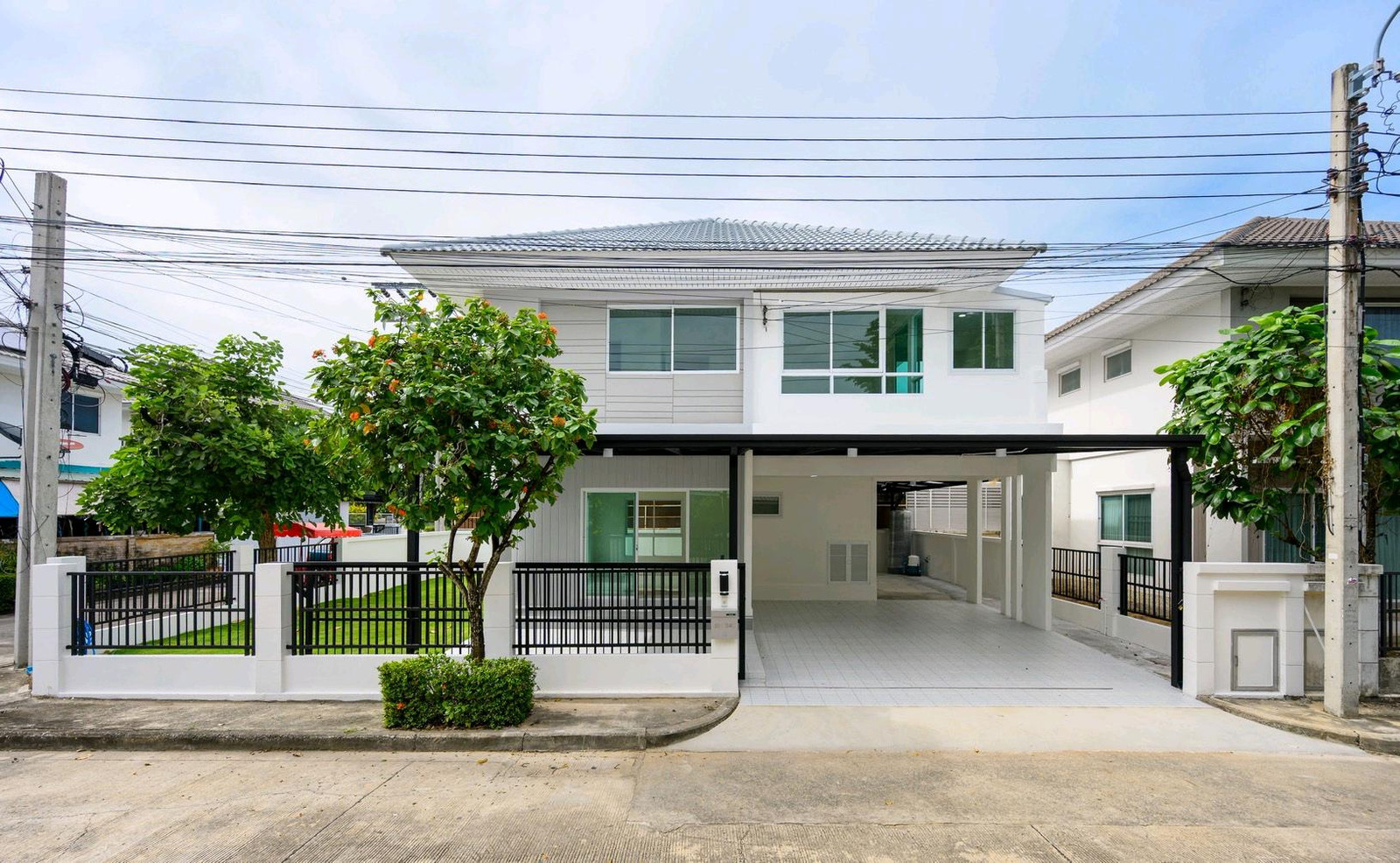 💫For sale, corner detached house Perfect Park Rama 5-Bang Yai Phase 5💫 🏡Corner detached house, newly decorated, special plot near the lake. Location in Soi Wat Phra Non, Bang Yai ✨Private corner detached house ✨Newly decorated, ready to move in ✨Special p