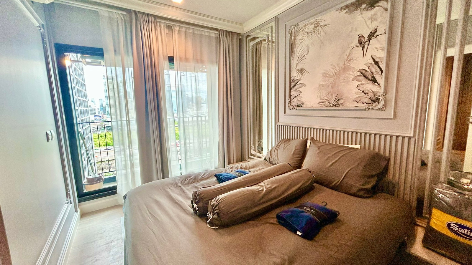 LOW PRICE : ขาย / เช่า คอนโด Life Asoke - Rama 9 - 1 bed plus LOW PRICE : ขาย / เช่า คอนโด Life Asoke - Rama 9 - 1 bed plus