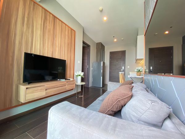 For rent, C Ekkamai Condo, 1 bedroom, unblocked view, 23rd floor.