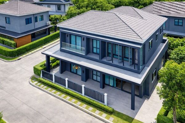 corner house for rent 4bed Robinson Ratchaphruek 2km.-Chaengwattana detached 4bath land 60sq.wa. 350