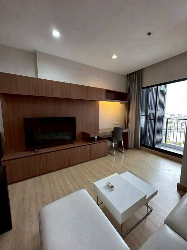 🏠✨ เออร์บาโน่ แอบโซลูท สาทร - ตากสิน (Urbano Absolute Sathon - Taksin) | เช่าคอนโด 1 ห้องนอน (HBH-TB-70)