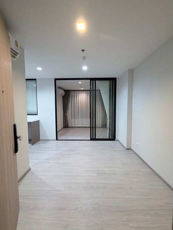 ขายห้องใหม่ Life Sathorn SIerra ทิศเหนือ ราคาพิเศษ 3.1 ล้าน สอบถามได้เลยครับ