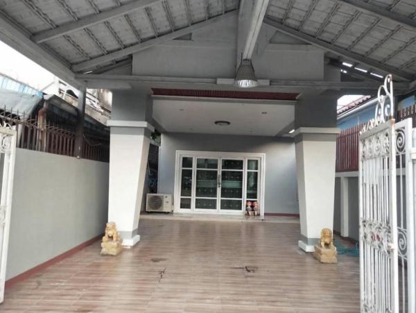 บ้านเดี่ยว 2 ชั้น ถนนเฉลิมพระเกียรติ ร.9 ซอย 65 แยก 1 ประเวศ กรุงเทพมหานคร CX-171082