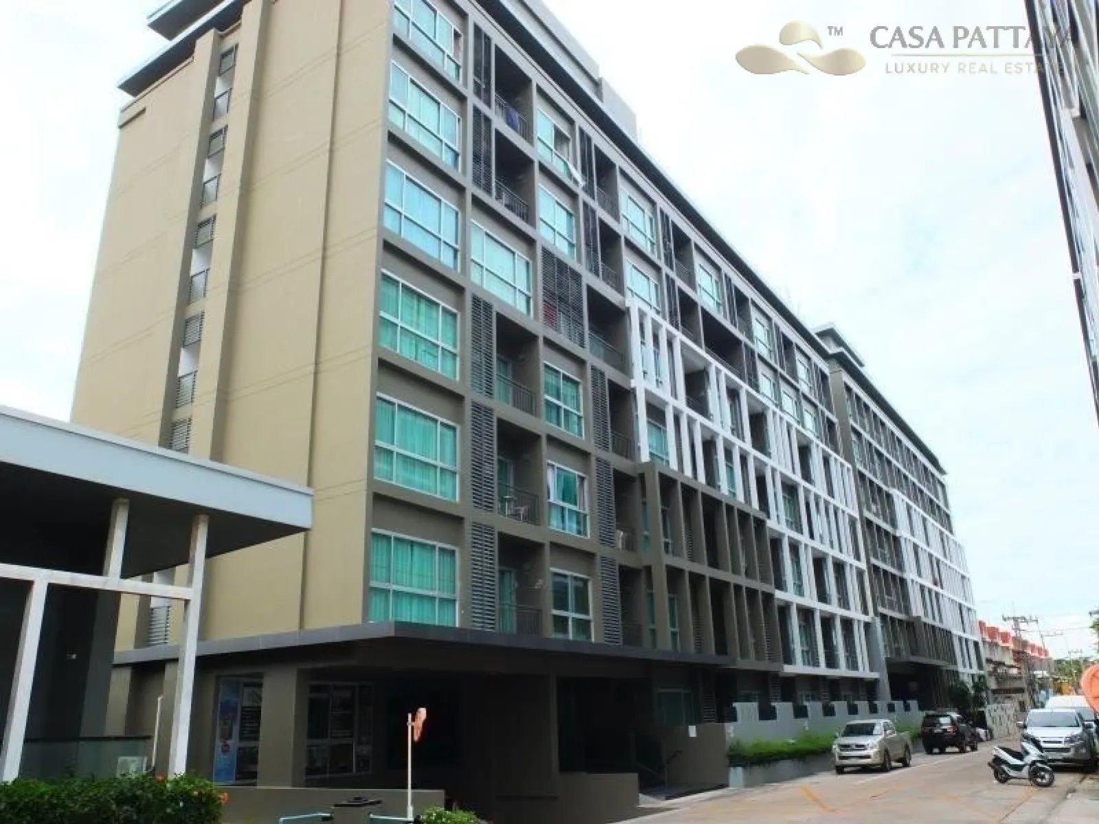 Condo for Sale: The Gallery Jomtien Pattaya (Side Sea View)