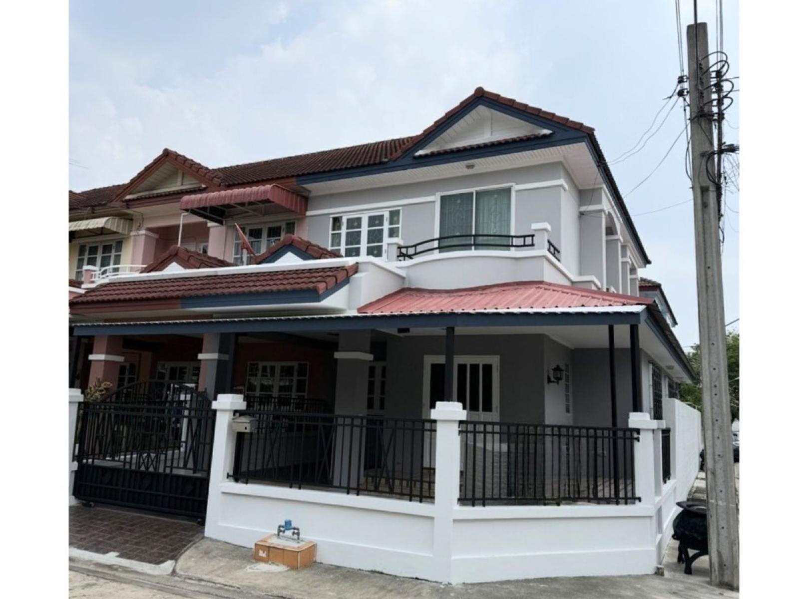 For Sale Townhouse/Townhome , Ratirom Ville , corner unit , newly renovated , Taling Chan , Taling Chan , Bangkok , CX-171668 For Sale Townhouse/Townhome , Ratirom Ville , corner unit , newly renovated , Taling Chan , Taling Chan , Bangkok , CX-171668