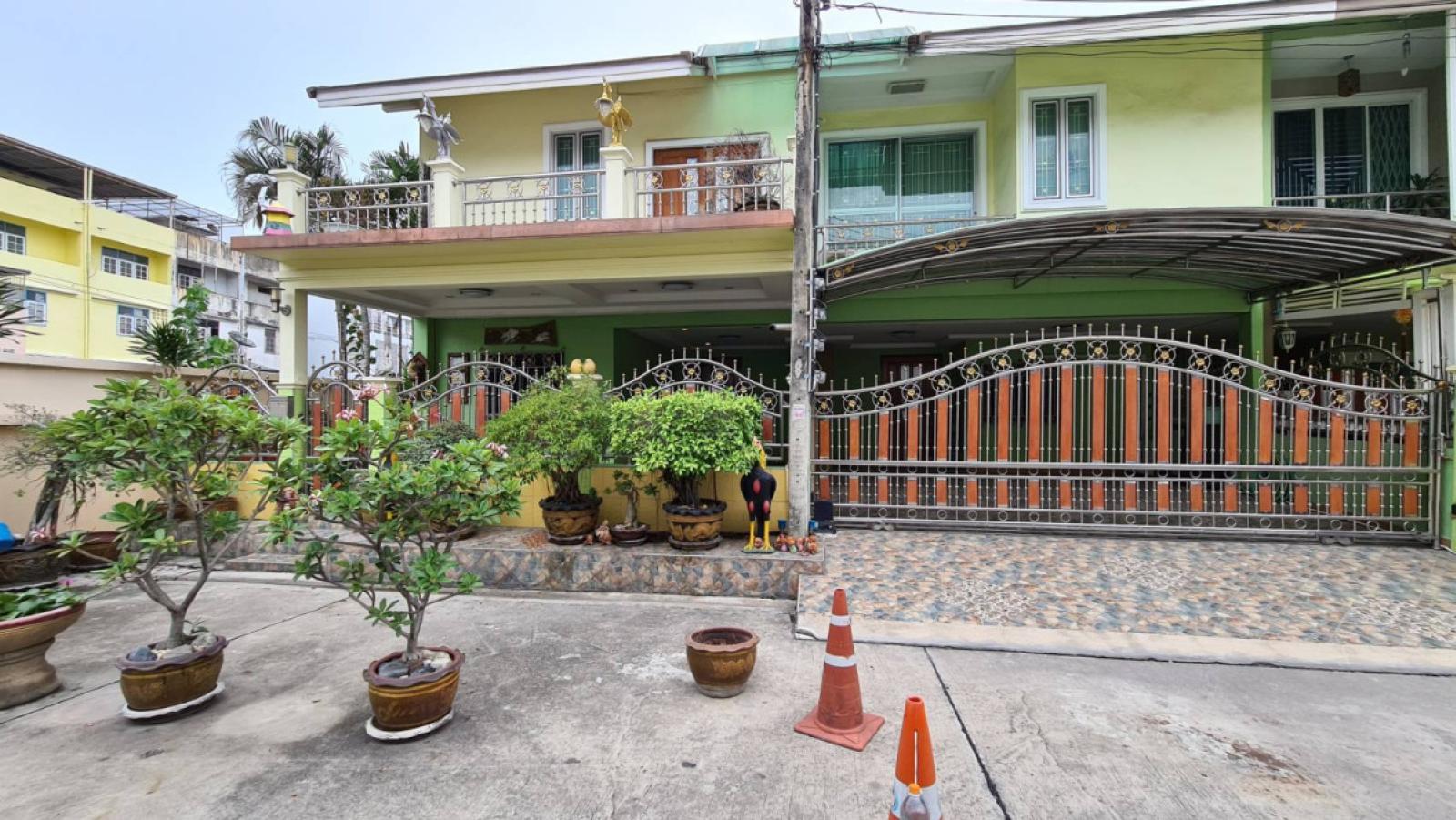 For Sale Townhouse/Townhome , Baan Sasiwan Pinklao , corner unit , Taling Chan , Taling Chan , Bangkok , CX-171665 For Sale Townhouse/Townhome , Baan Sasiwan Pinklao , corner unit , Taling Chan , Taling Chan , Bangkok , CX-171665