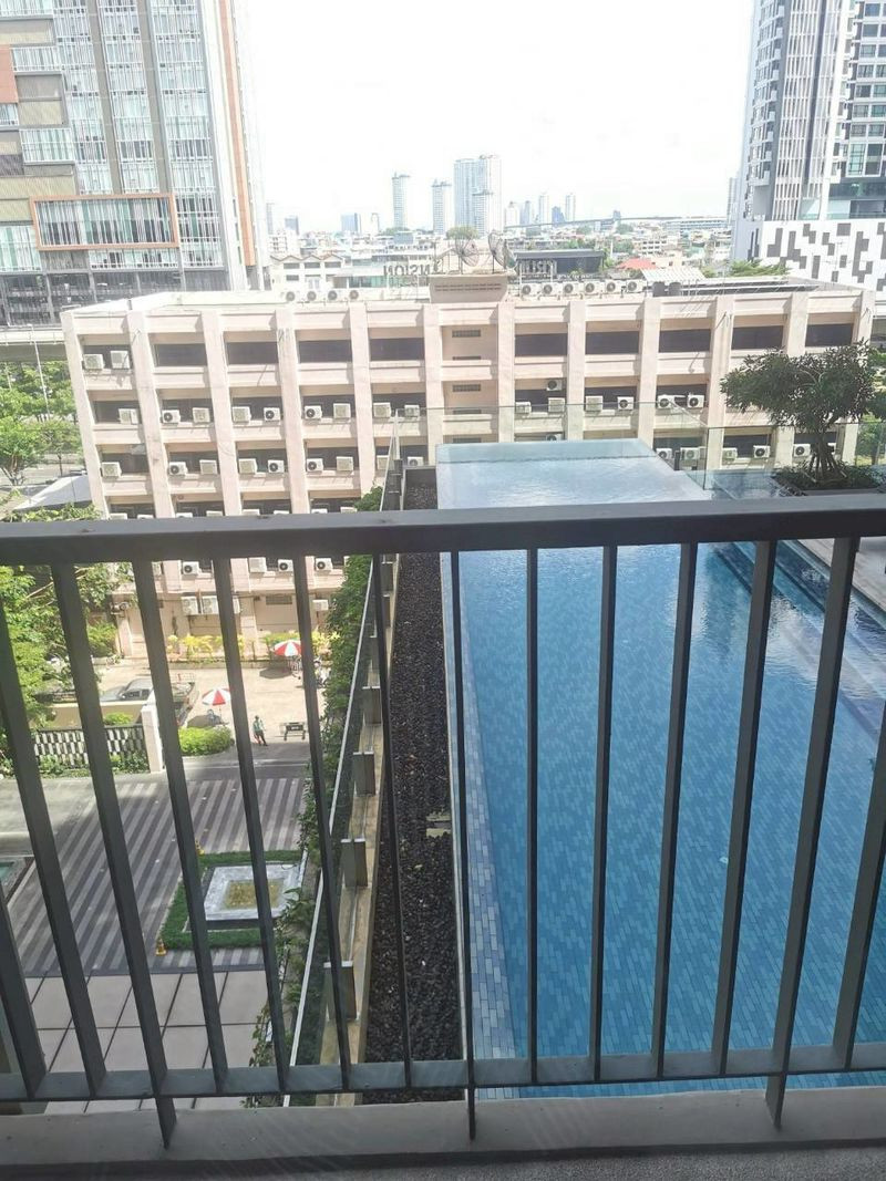 jo612 ให้เช่าคอนโด NYE by Sansiri 1 ห้องนอน วิวสระว่ายน้ำ ใกล้ BTS วงเวียนใหญ่  – รูปที่ 4