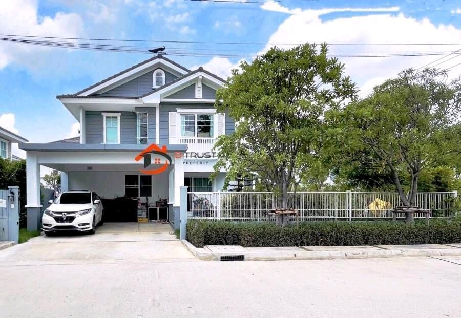 House for sale near Mega Bangna