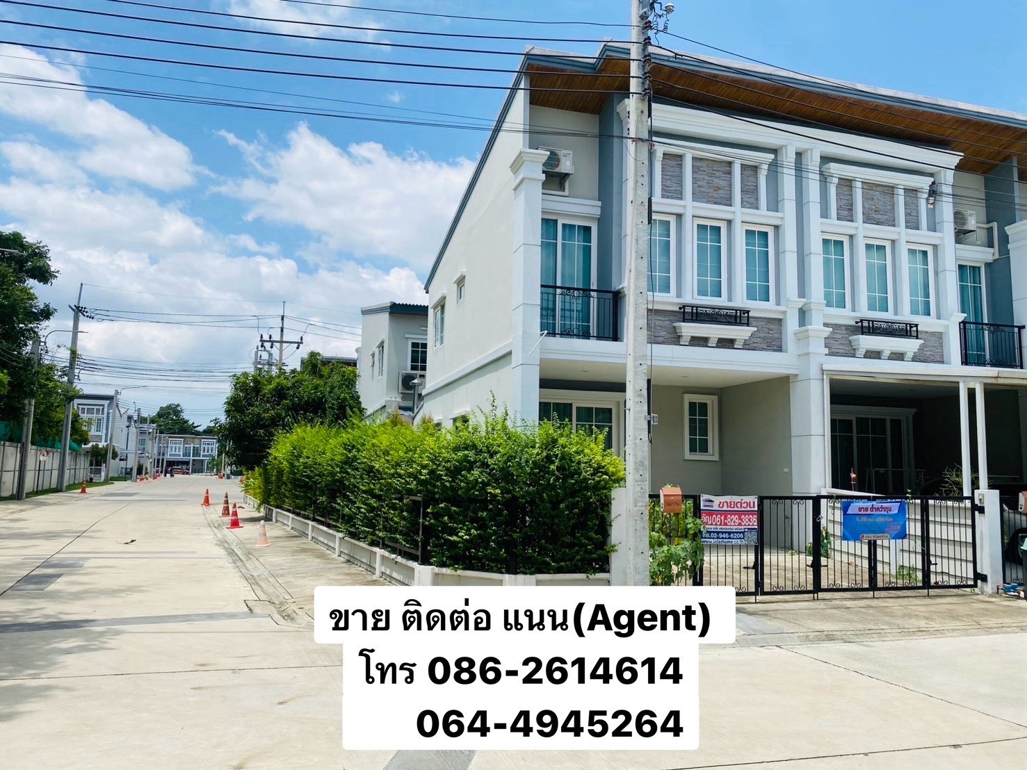 Corner townhome for sale In front of the house, don't hit anyone. Golden Town Siriraj-Ratchaphruek, large area 31.4 sq m., functions equivalent to a semi-detached house“✨ Corner townhome for sale In front of the house, don't hit anyone. Golden Town Siriraj-Ratchaphruek, large area 31.4 sq m., functions equivalent to a semi-detached house“✨