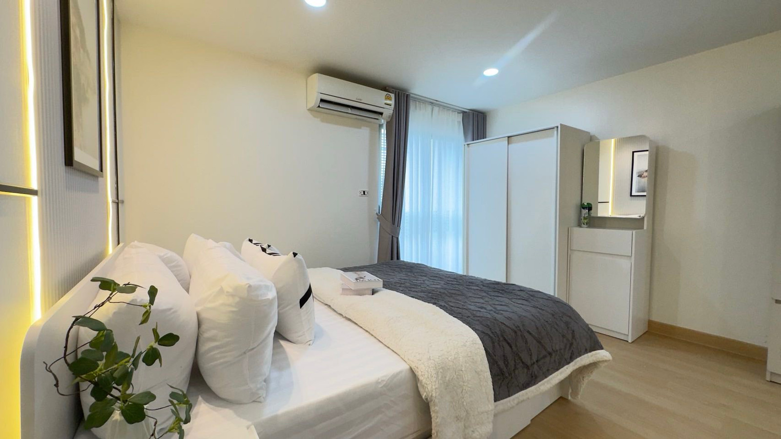 💙 คอนโดทำเลเริ่ด 💙 มองหาคอนโด Low Rise ทำเลรัชดา อยู่ใช่ไหมม? โครงการนี้เลย << Regent Home 5 >>  🛣️ เดินทางสะดวก เชื่อมต่อหลายโซน – รูปที่ 3